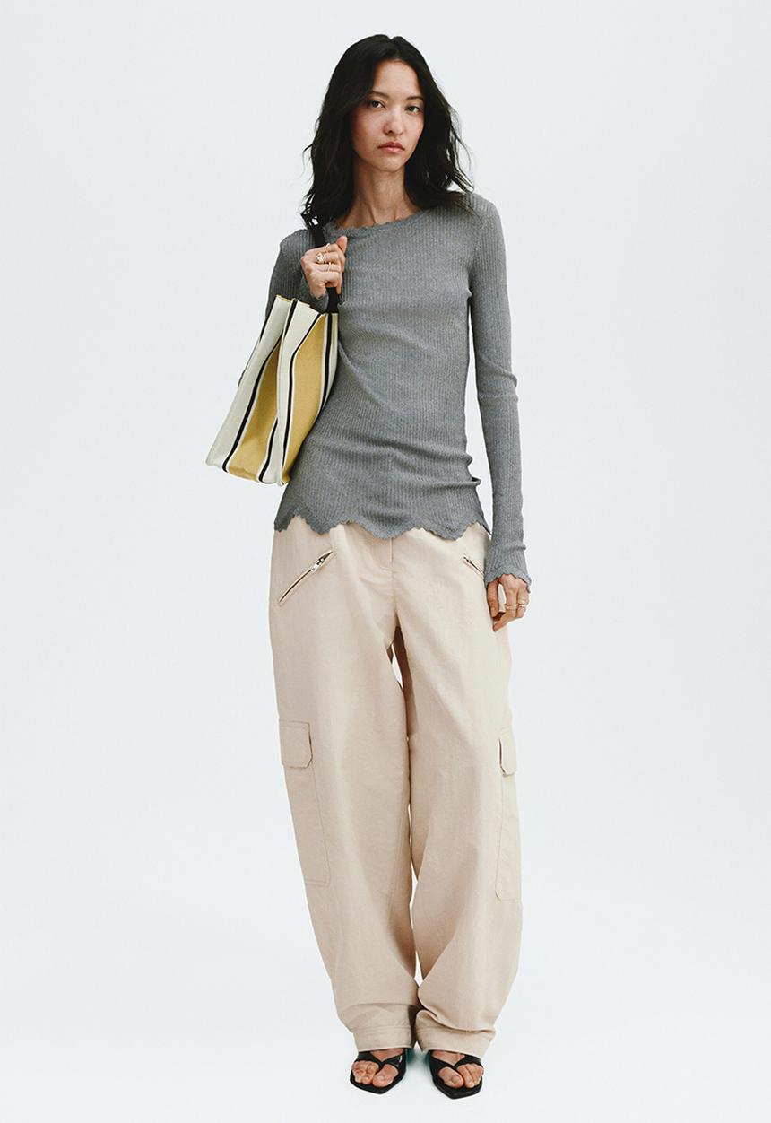 H&M - Oversized cargo trousers - light beige