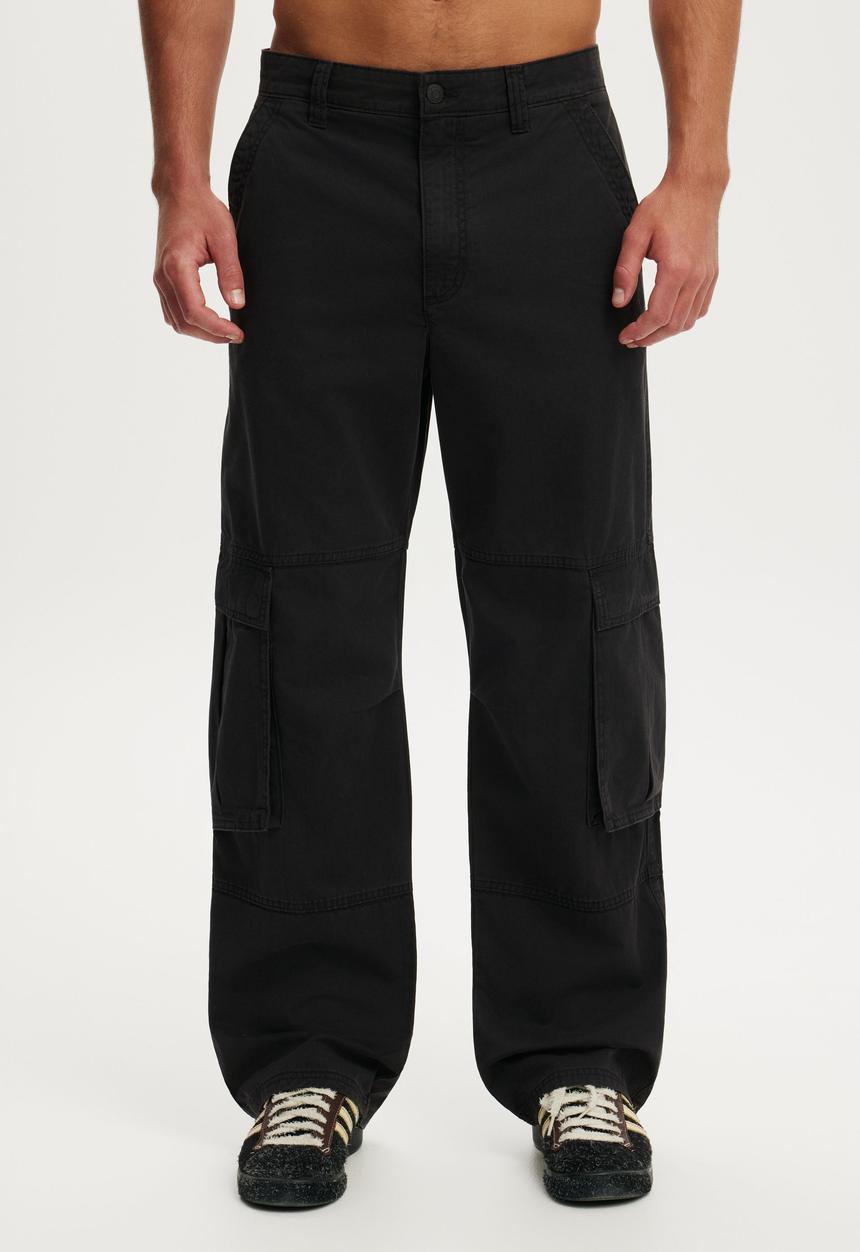 Cotton On - Baggy Cargo Pant - Black