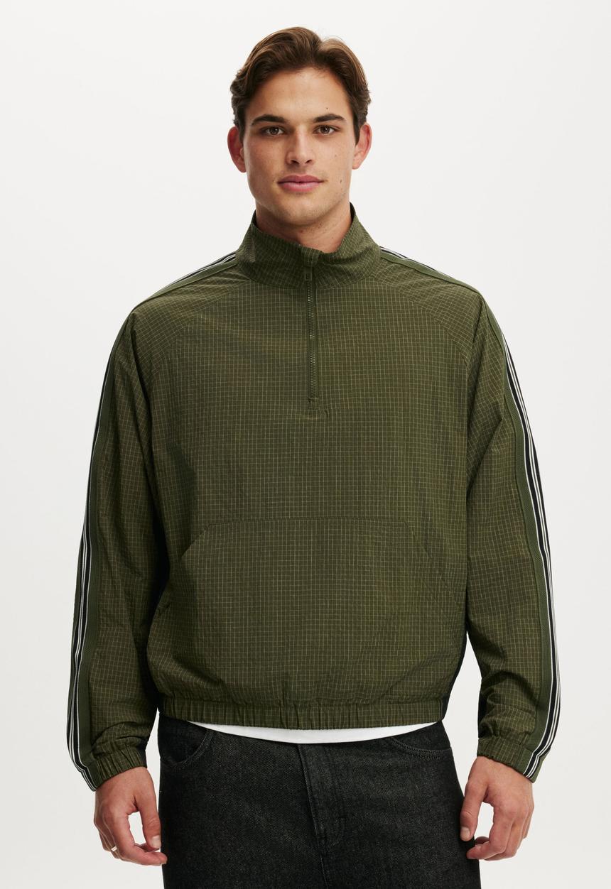 Cotton On - Quarter Zip Spray Jacket - Green Mini Check