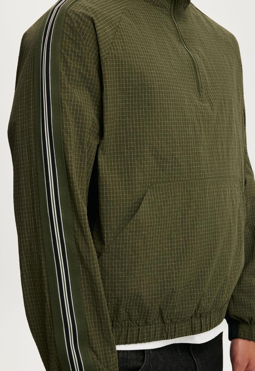 Cotton On - Quarter Zip Spray Jacket - Green Mini Check