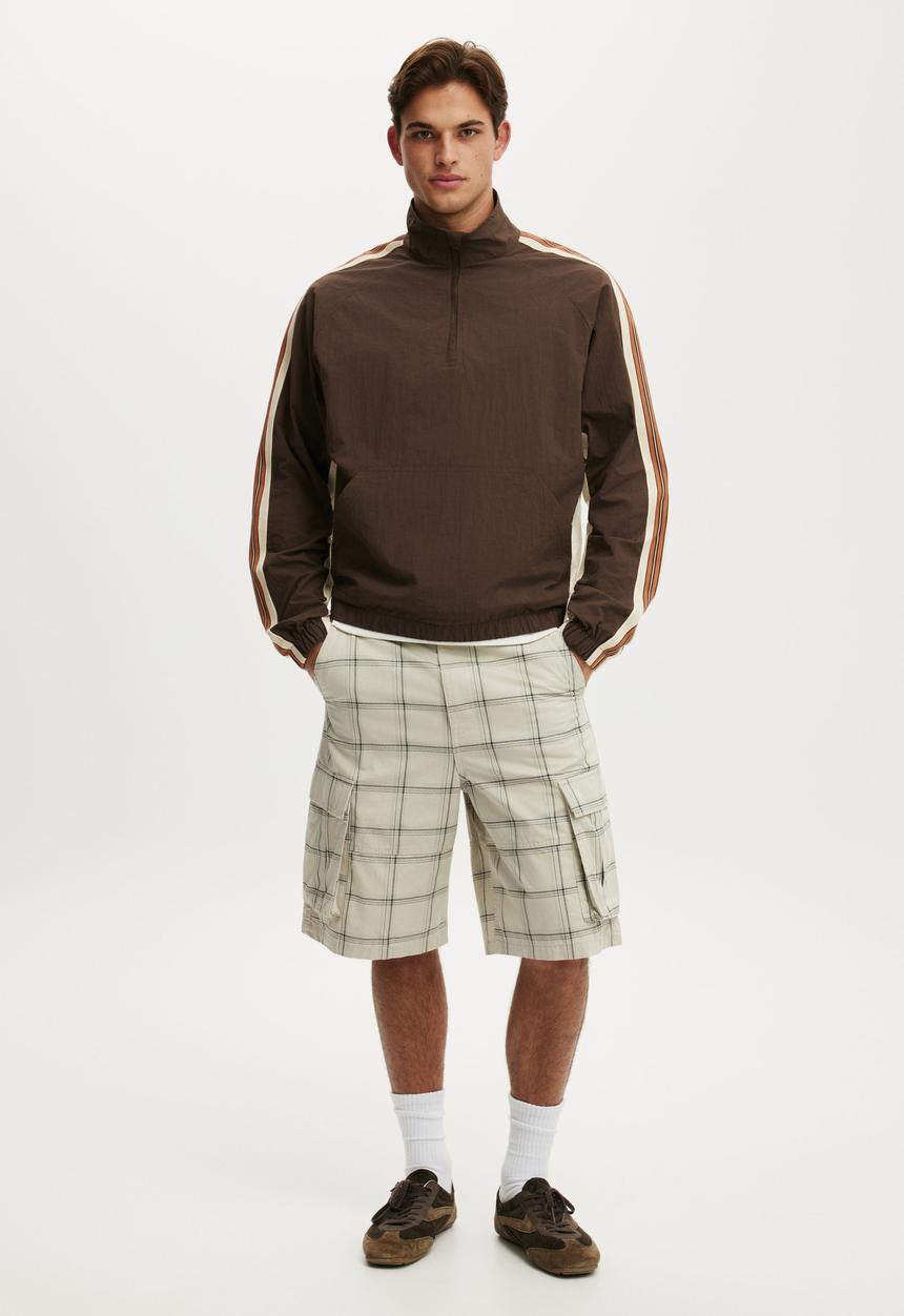 Cotton On - Quarter Zip Spray Jacket - Brown