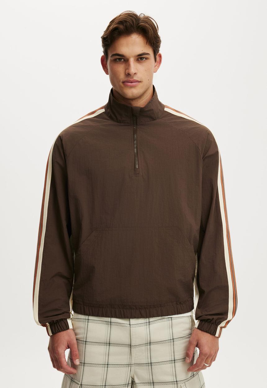 Cotton On - Quarter Zip Spray Jacket - Brown