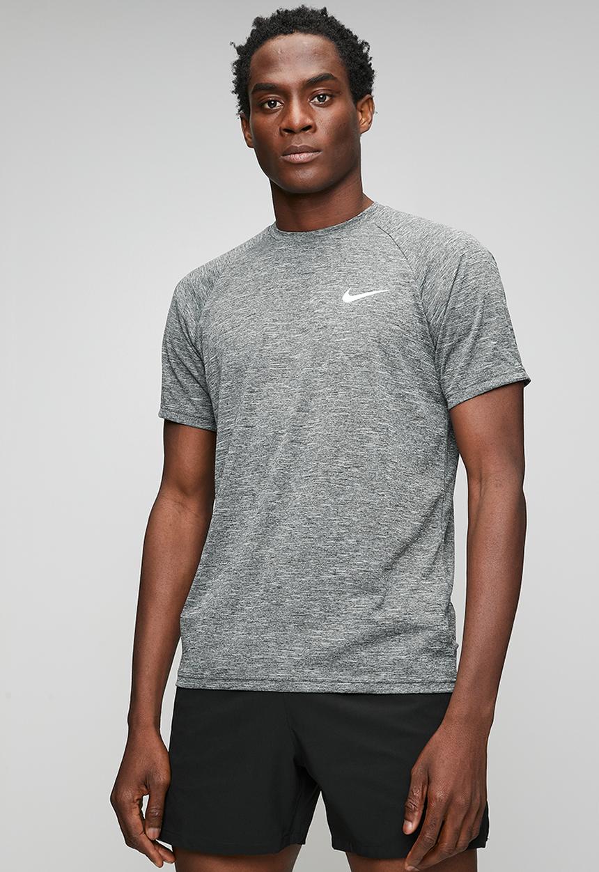 Nike - Short Sleave Heather Hydroguard - BLACK