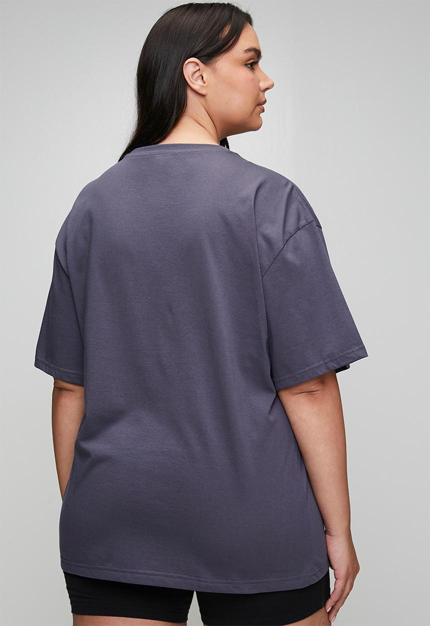 PUMA - Plus ess relaxed tee - inky depths