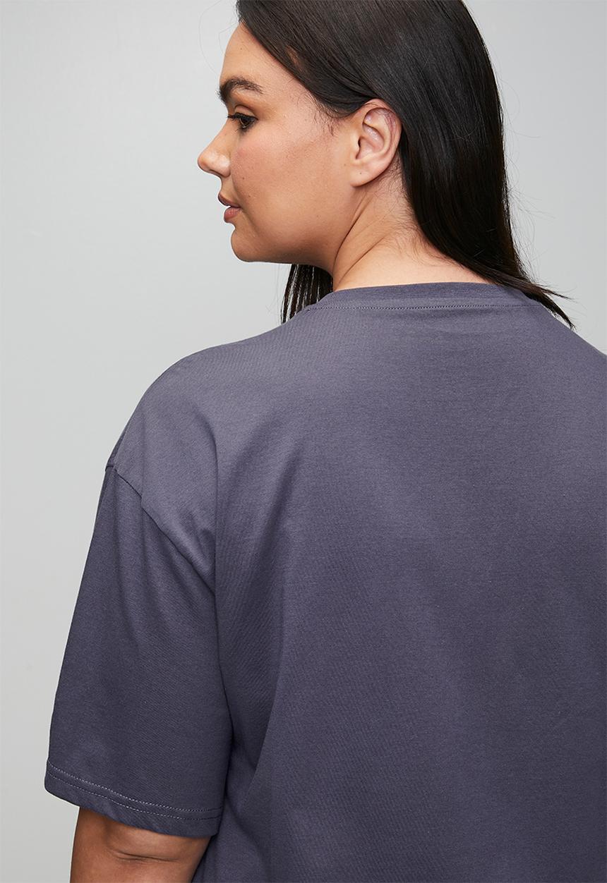 PUMA - Plus ess relaxed tee - inky depths