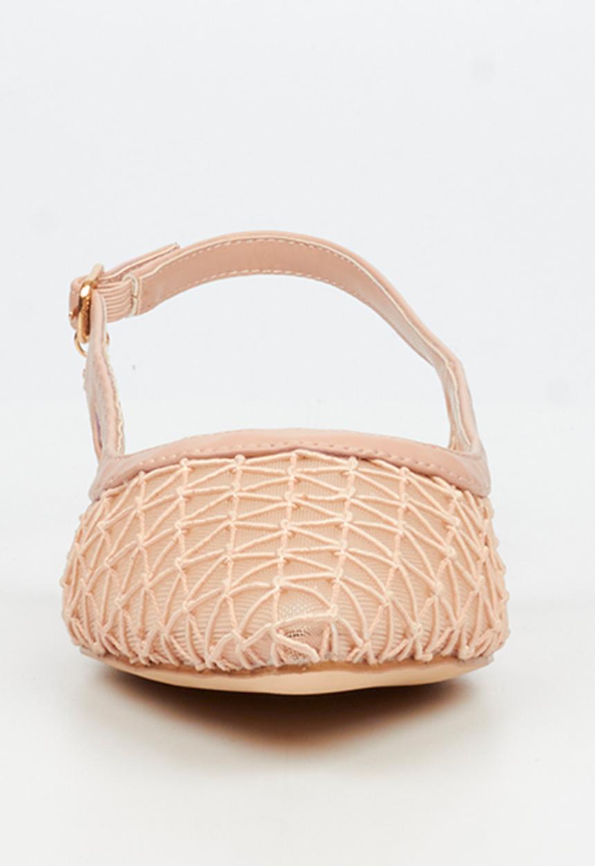 Miss Black - Lavelle 3 embroidered pump - natural