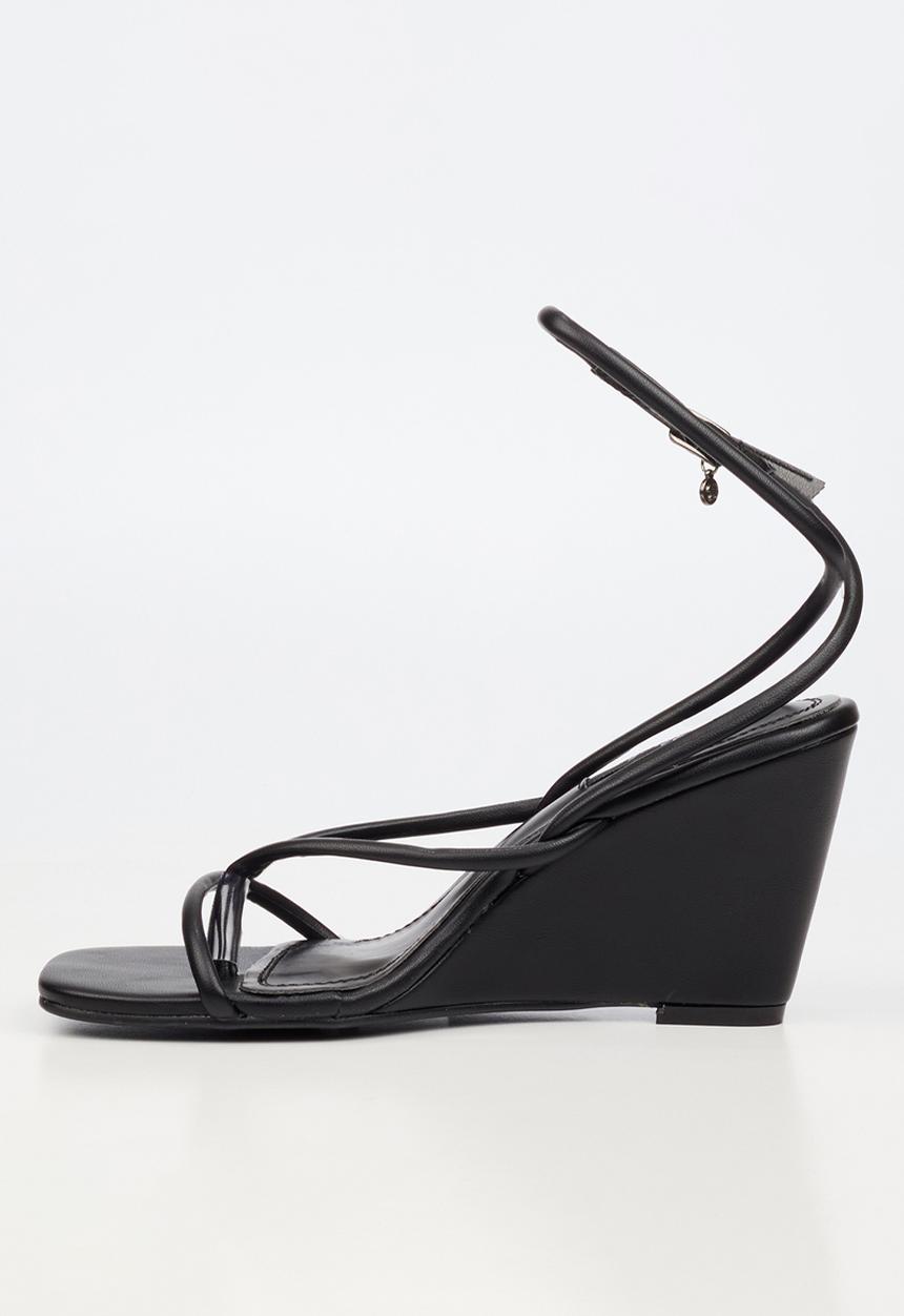Miss Black - Marley 1 strappy wedge - black