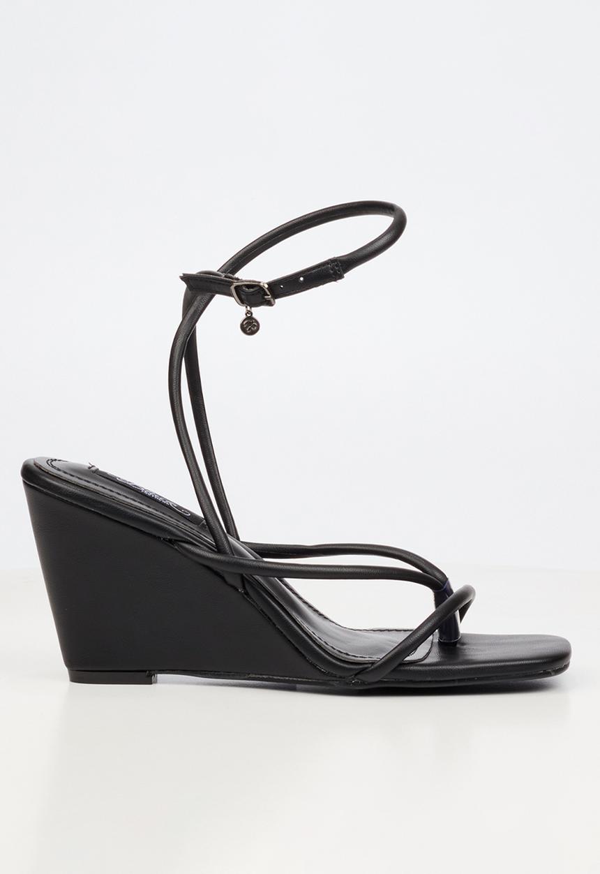 Miss Black - Marley 1 strappy wedge - black