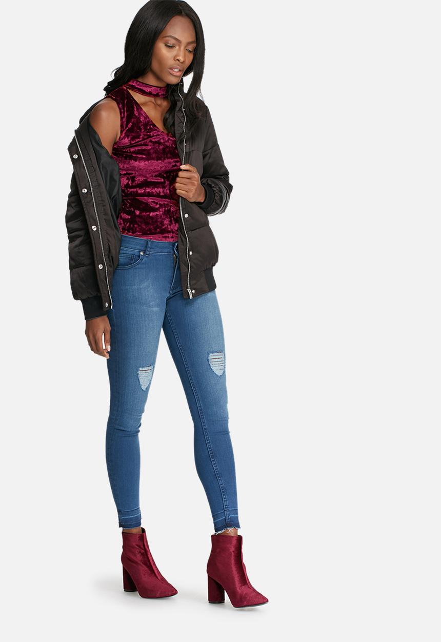 dailyfriday - Crushed velvet v-neck cut out top