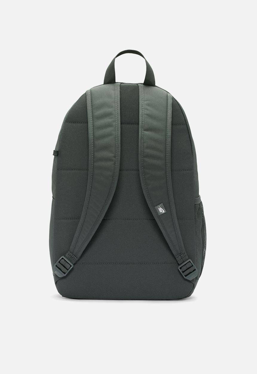 Nike - Nike elemental backpack 20L - camo green/camo green/metallic silver