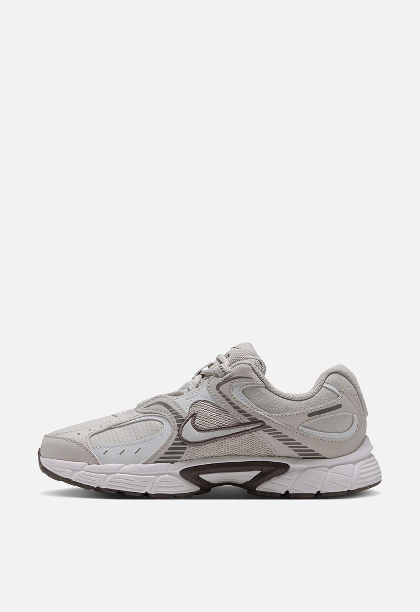 Nike - Nike v5 rnr grade school - light bone/summit white/cave stone