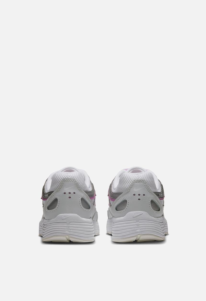 Nike - Nike p - 6000 grade school - white/off white - pink rise