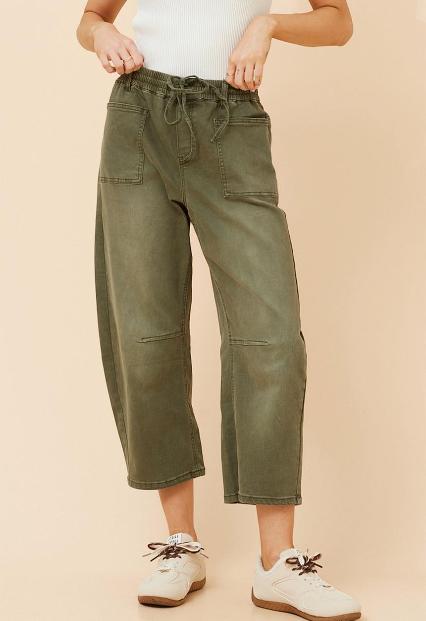 Stella Morgan - Elasticated Waist With Drawcord Barrel Jean With Front Pocket Detail - Khaki