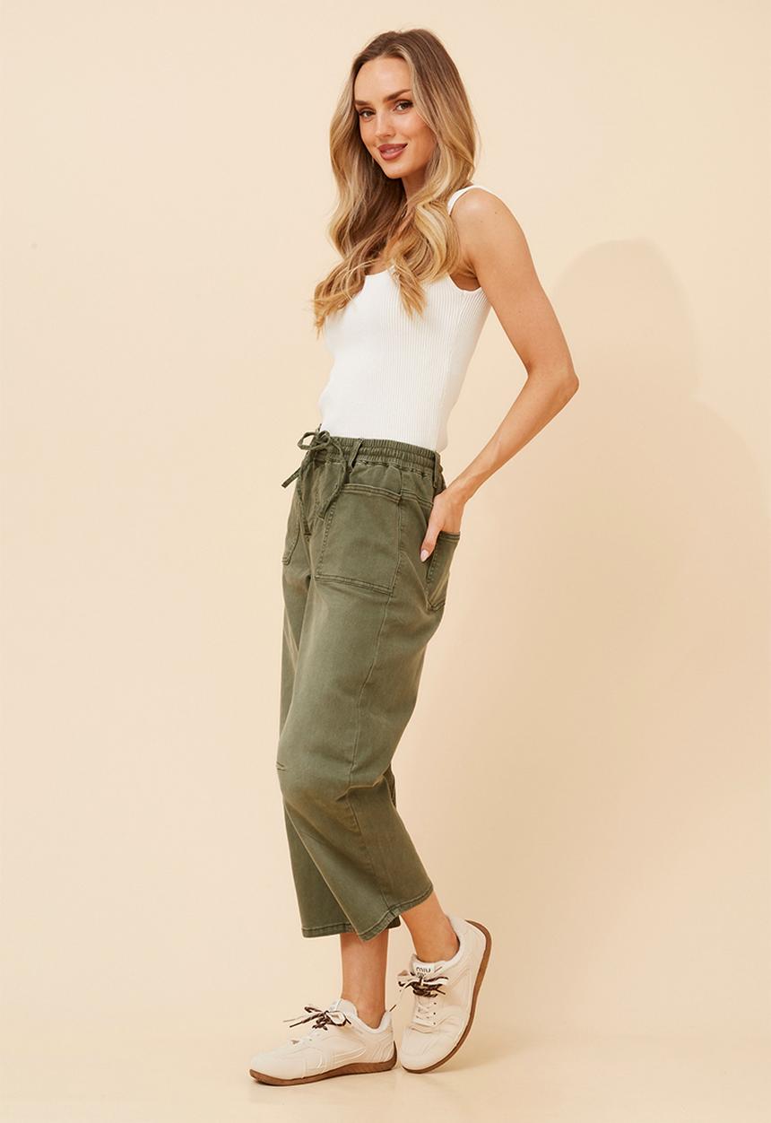 Stella Morgan - Elasticated Waist With Drawcord Barrel Jean With Front Pocket Detail - Khaki