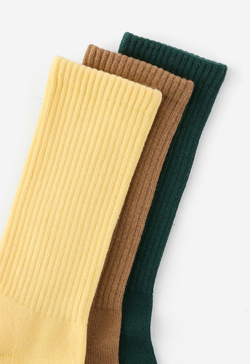 Cotton On - 3 PACK ESSENTIAL CREW SOCKS - BUTTER YELLOW/TAUPE/PINENEEDLE