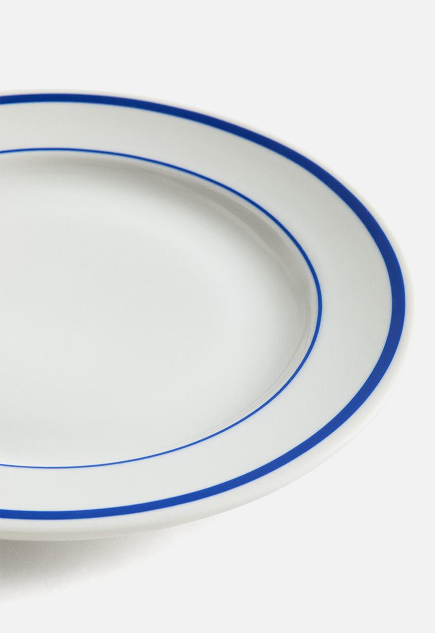 H&M - Porcelain mid plate - white/blue