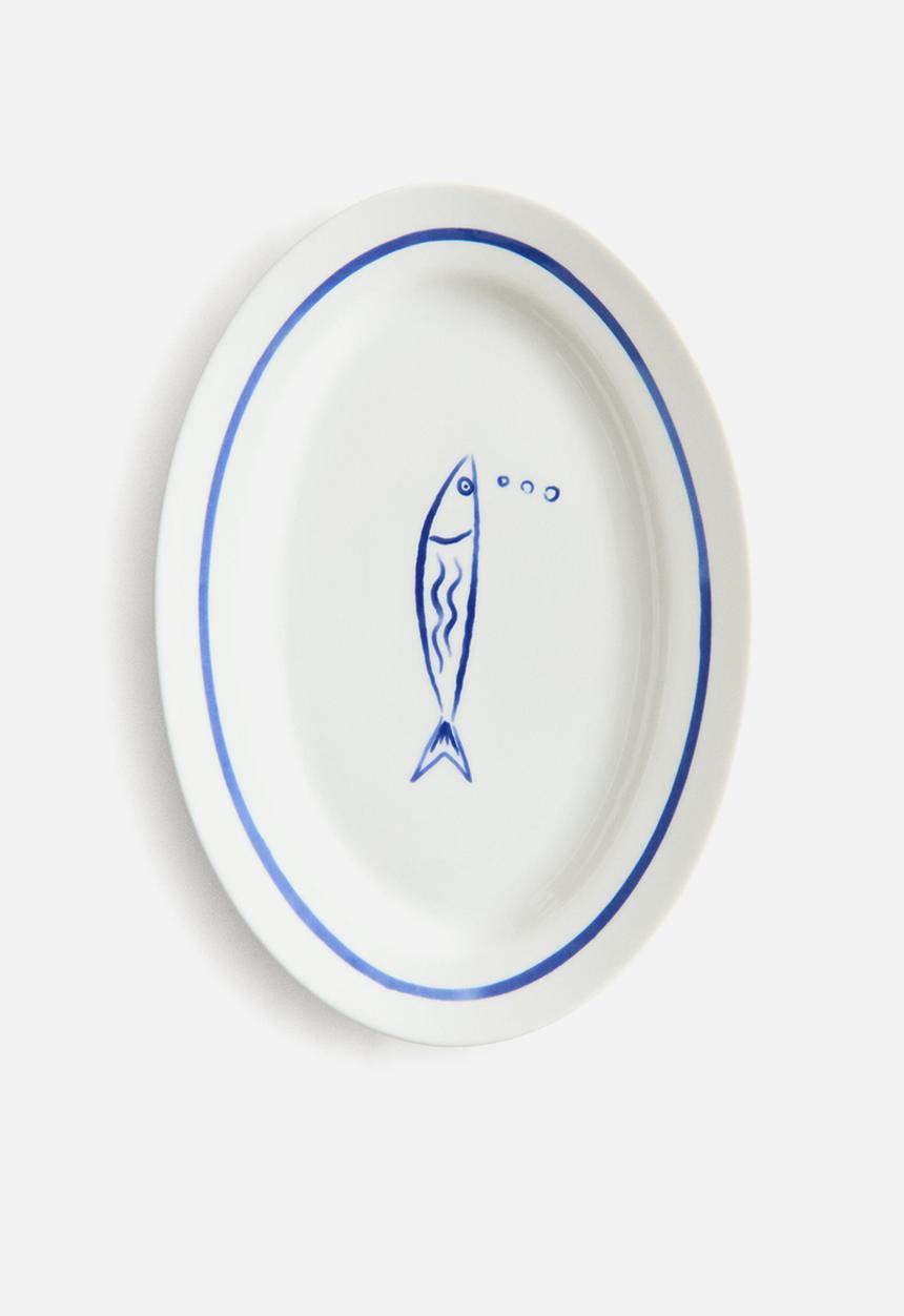 H&M - Large porcelain serving plate - blue/fish