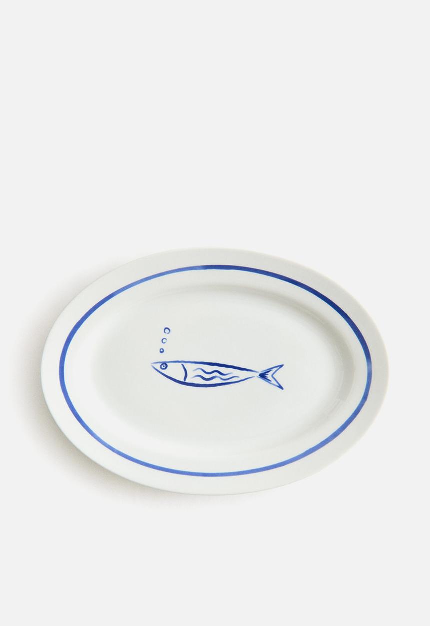H&M - Large porcelain serving plate - blue/fish