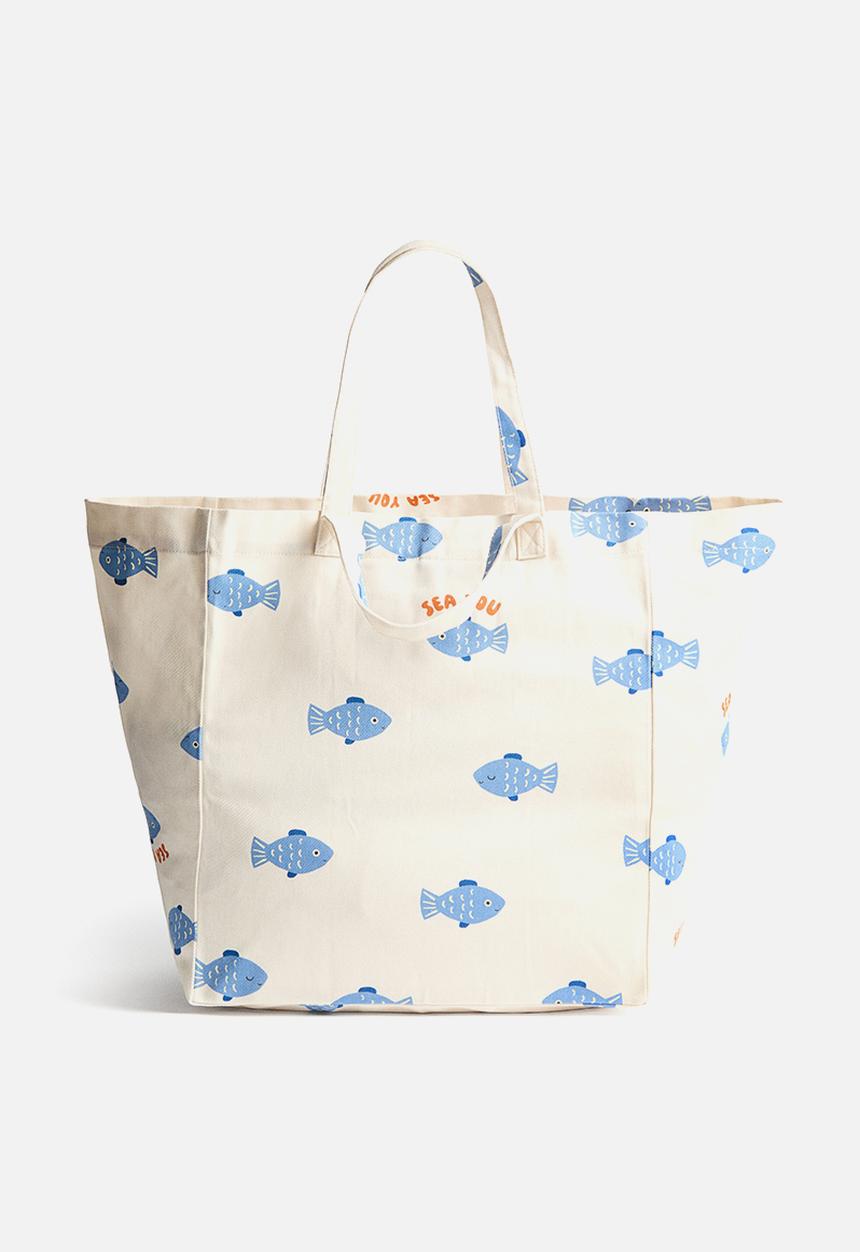 H&M - Patterned beach bag - cream/fish