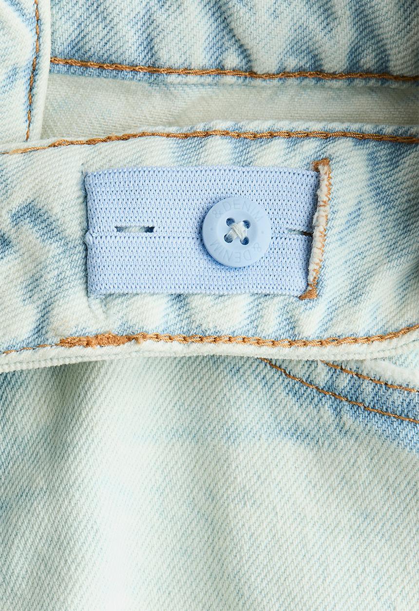 H&M - Relaxed fit denim shorts - light denim blue