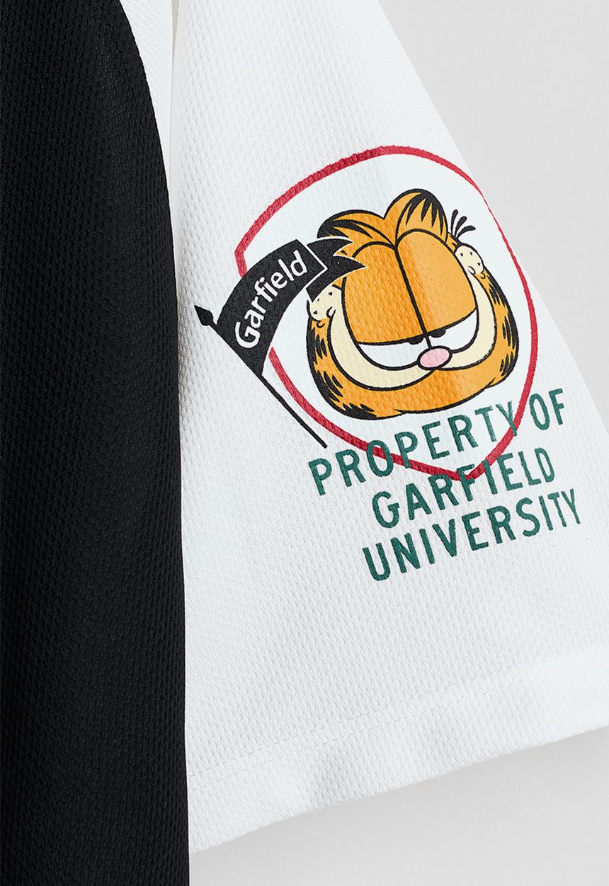 H&M - Loose-fit hockey shirt - black/garfield