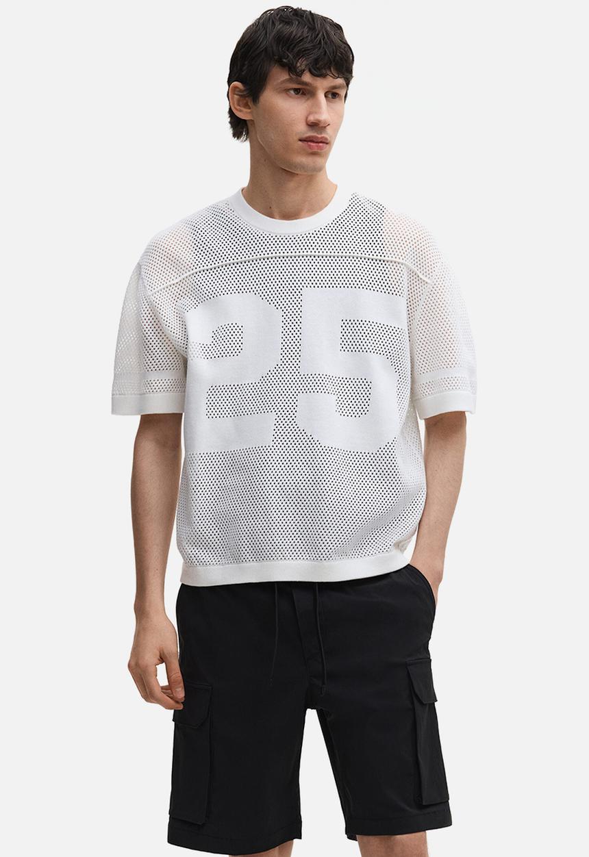 H&M - Regular fit cargo shorts - black