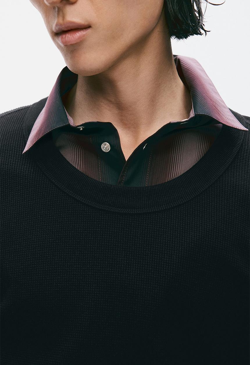 H&M - H&M Atelier:  Slim fit waffled cotton t-shirt - black