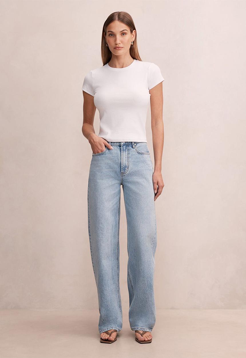 Forever New - Nicki mid-rise straight jeans in - light wash
