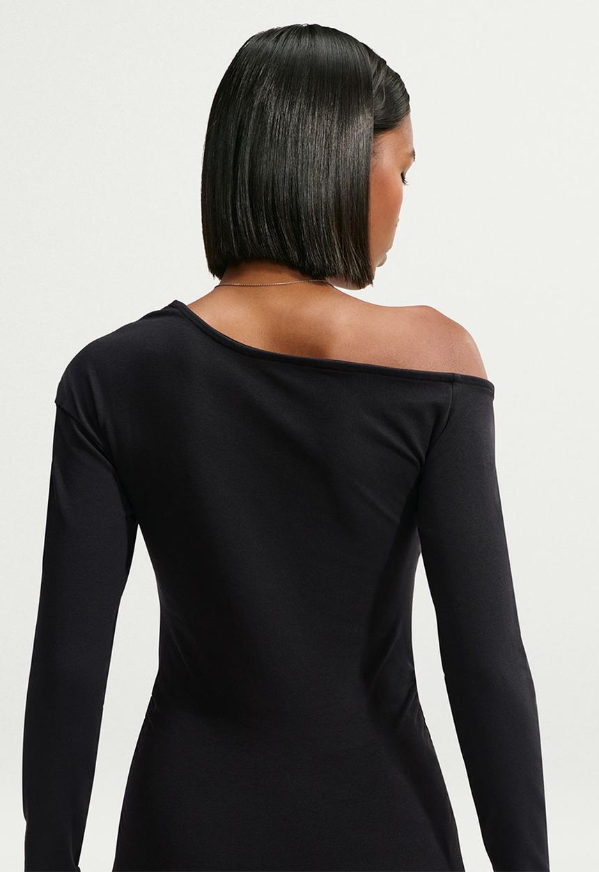 Nike - W Nk Ls Fitted Off Shldr Top - Black/Sail
