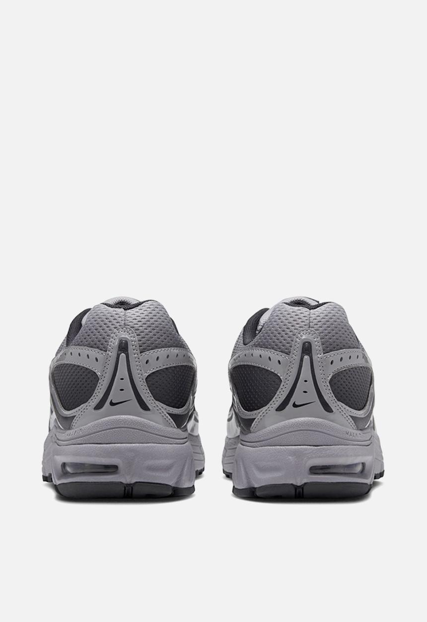 Nike - NIKE AIR MAX MOTO 2K SHINE