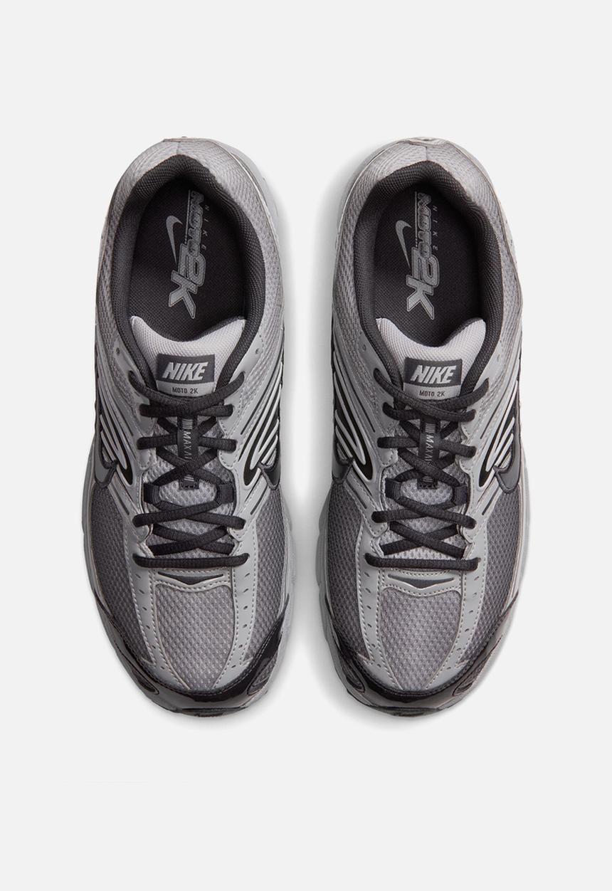 Nike - NIKE AIR MAX MOTO 2K SHINE