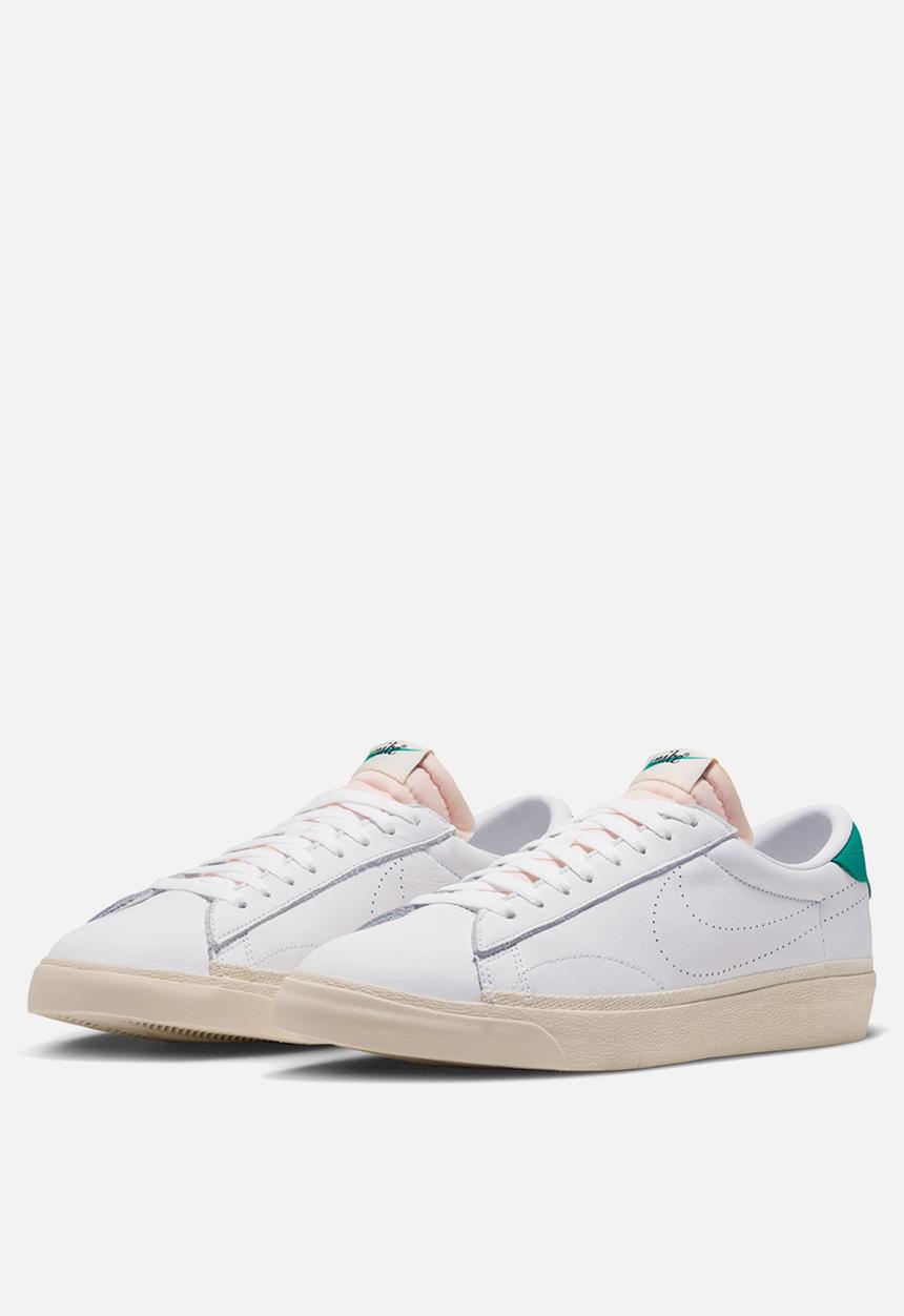 Nike - TENNIS CLASSIC AC