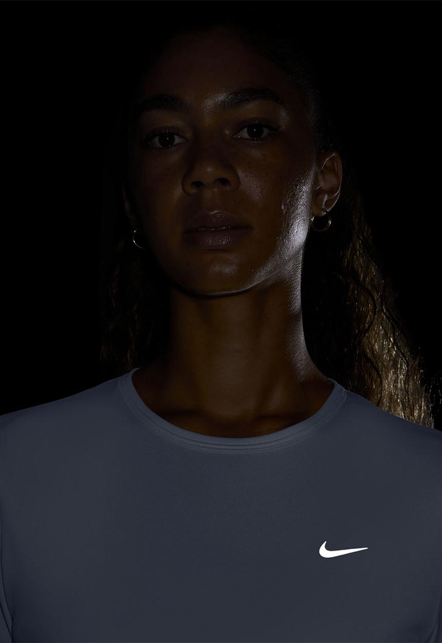 Nike - W Nk Tempo Dri-Fit Short-Sleeve Running Top - Palest Purple