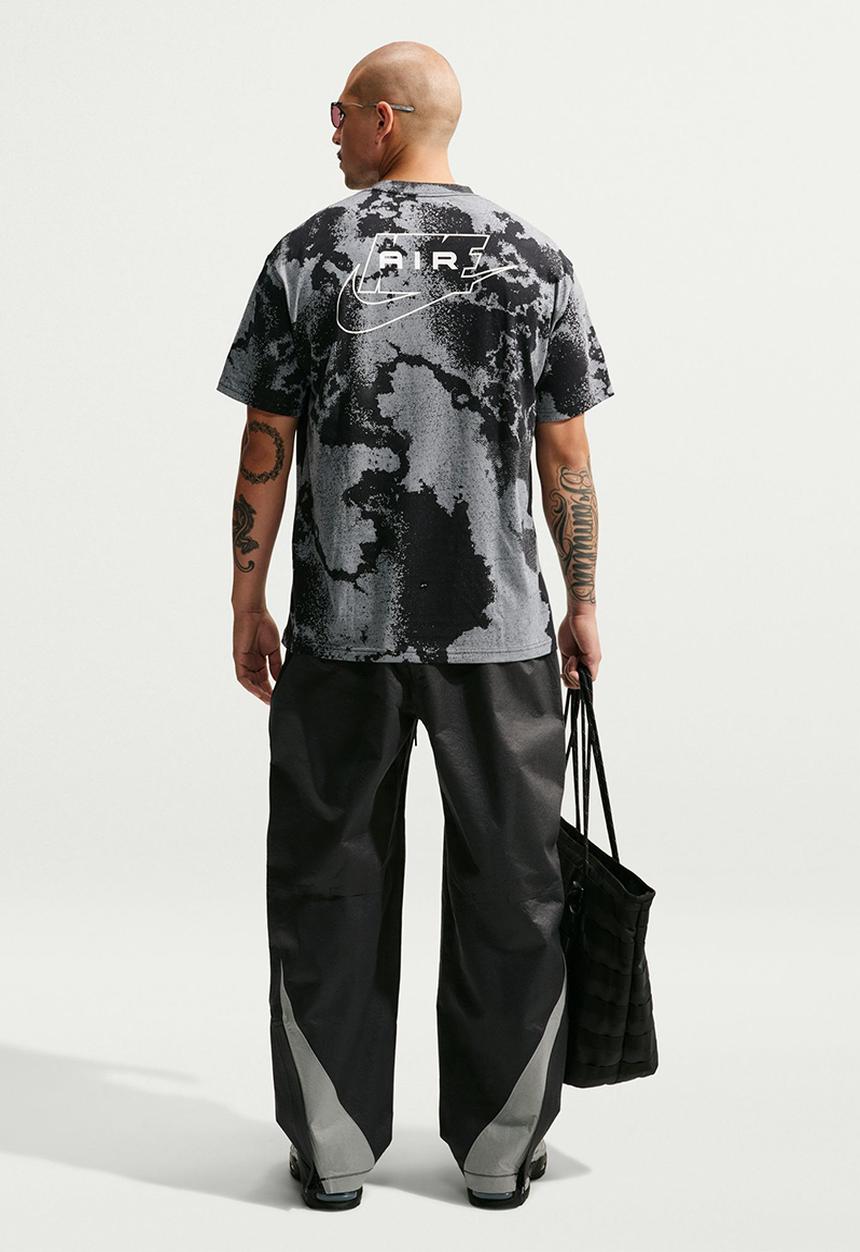 Nike - Nike Air Loose Tee - Smoke Grey/Black