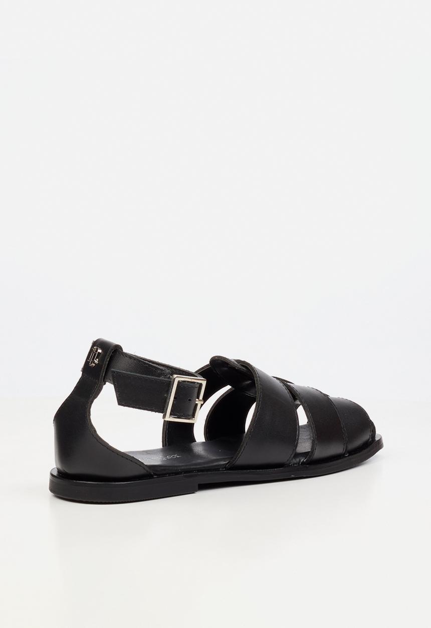 Nicci Tyler - Silvia 1 Leather Fisherman - Black