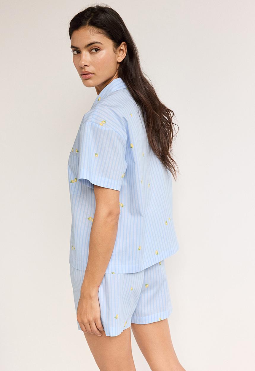 H&M - Pyjama shirt and shorts - light blue/lemons