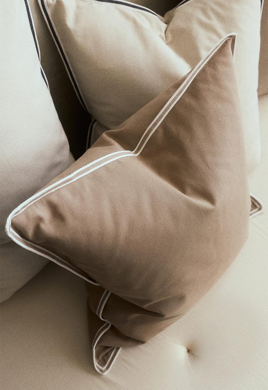 H&M - Cotton canvas cushion cover - beige