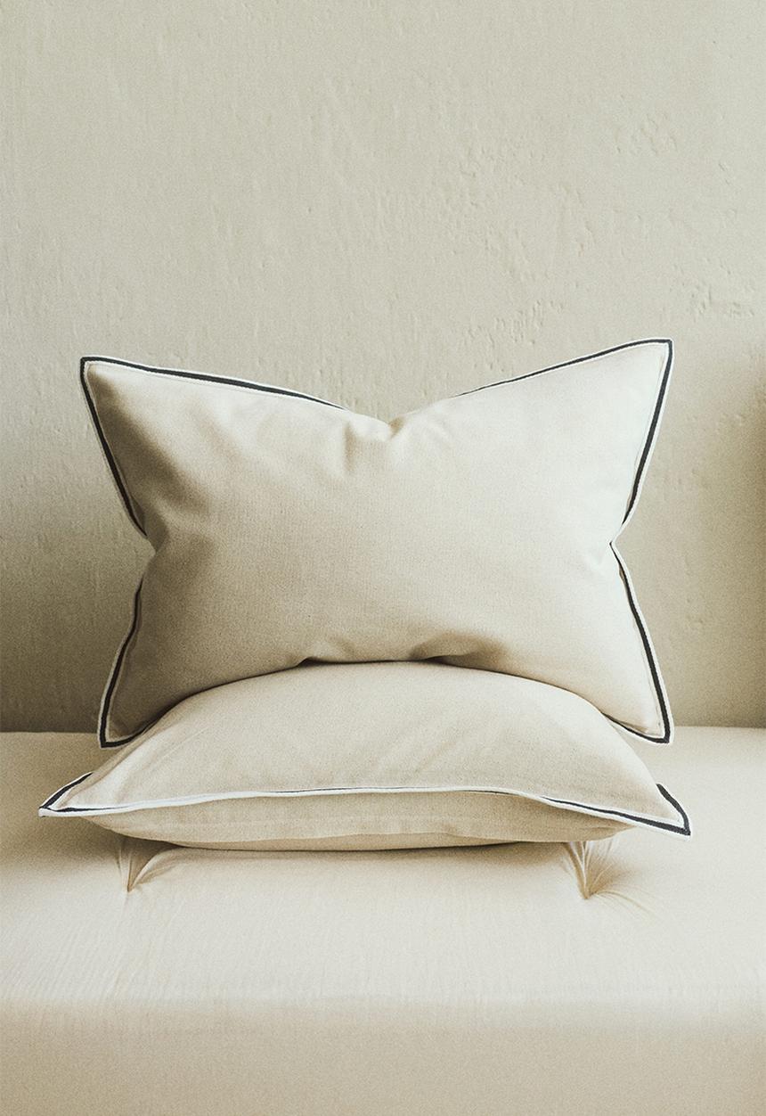 H&M - Cotton canvas cushion cover - light beige