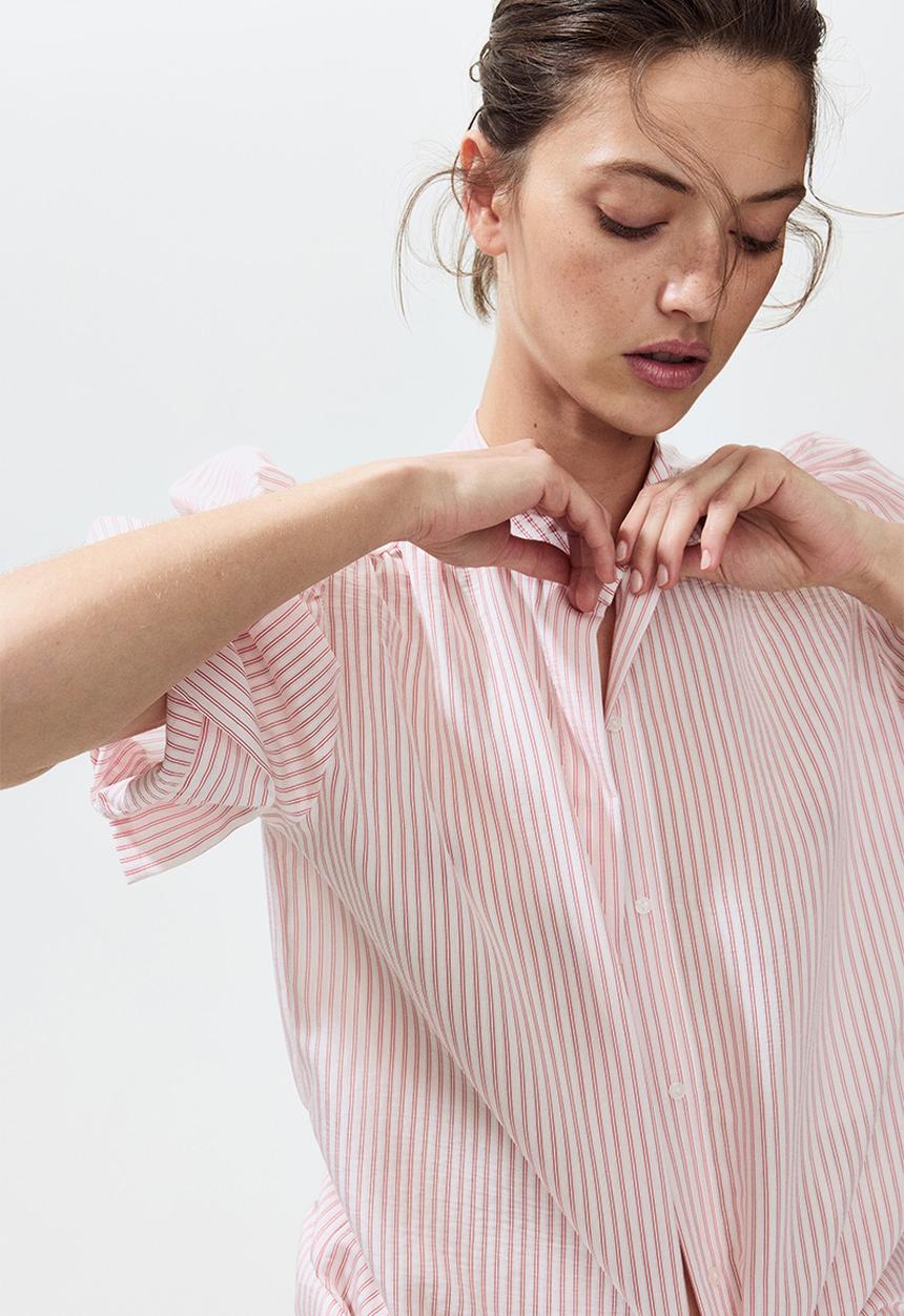 H&M - Puff-sleeved blouse - white/red striped