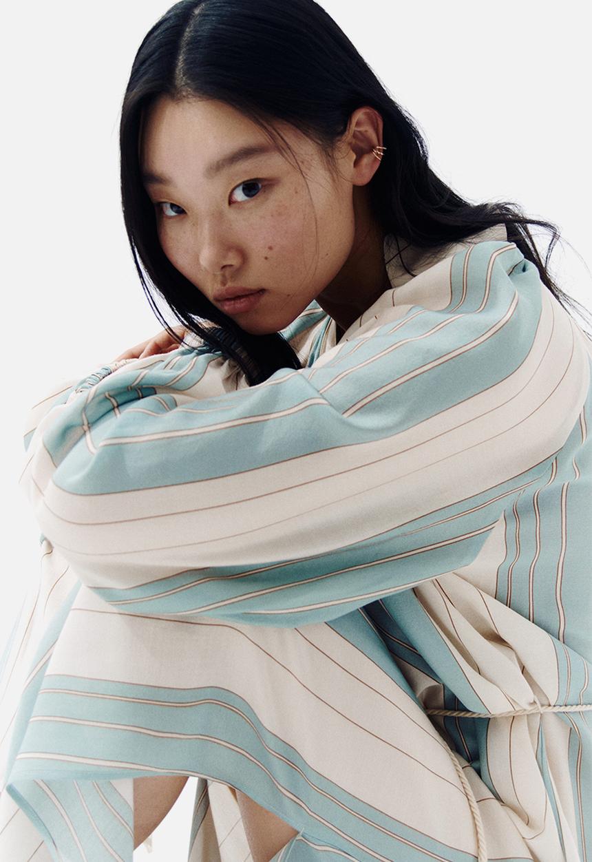 H&M - Oversized tie-belt dress - light beige/turquoise striped
