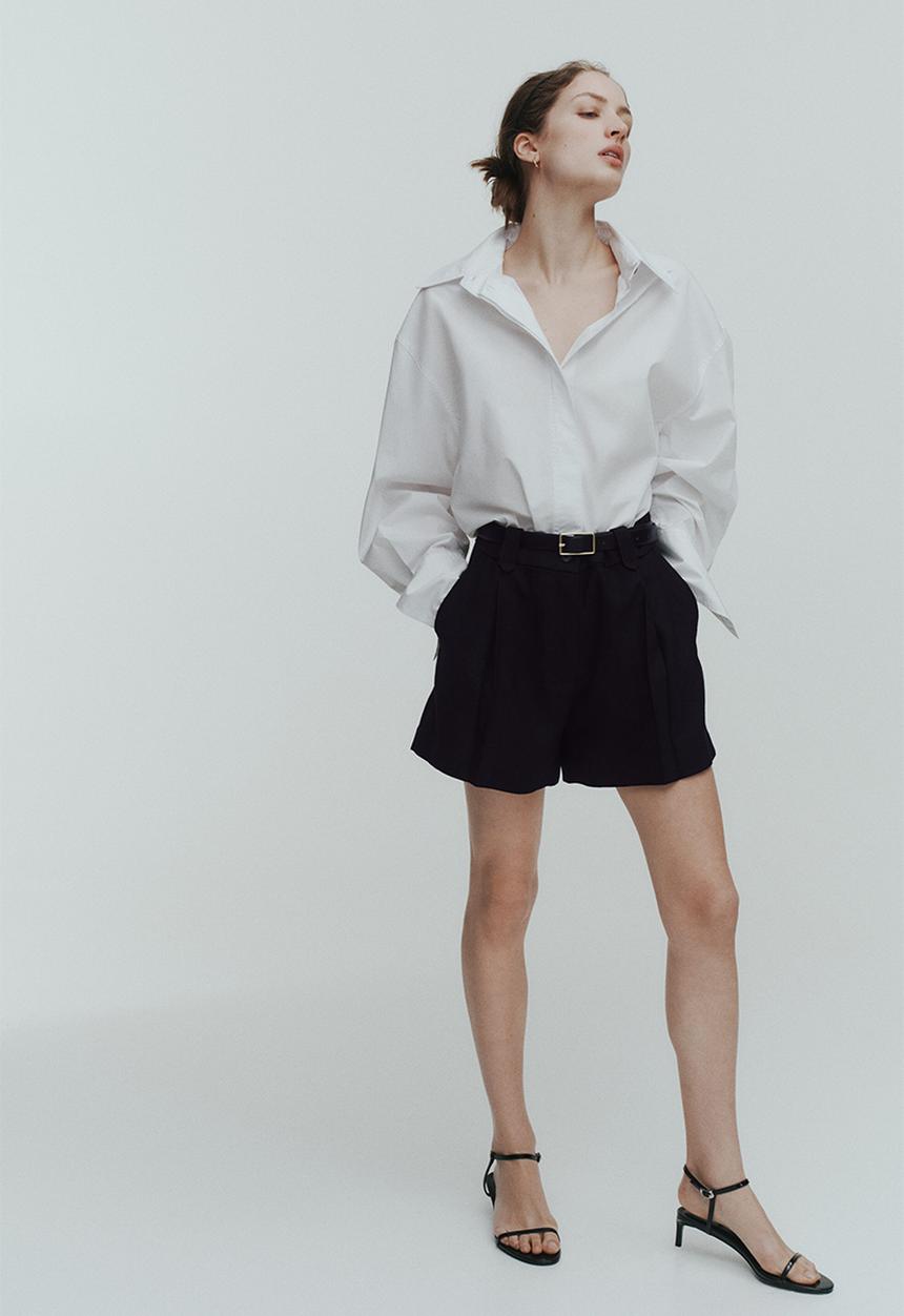 H&M - Pleat-front shorts - black