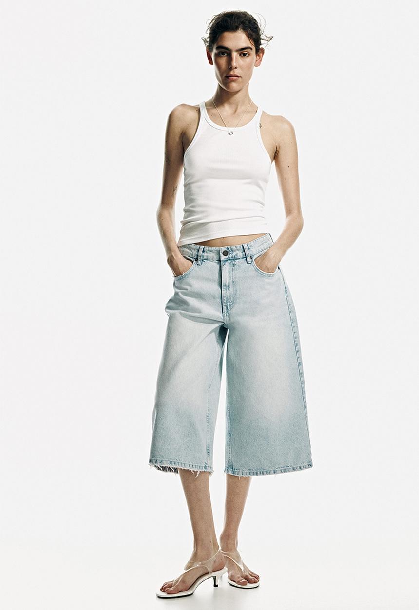 H&M - Wide regular waist culotte jeans - light denim blue