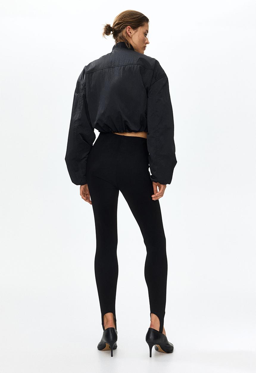 H&M - Crease-front stirrup leggings - black