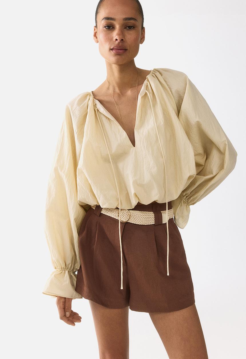 H&M - Belted tailored shorts - brown