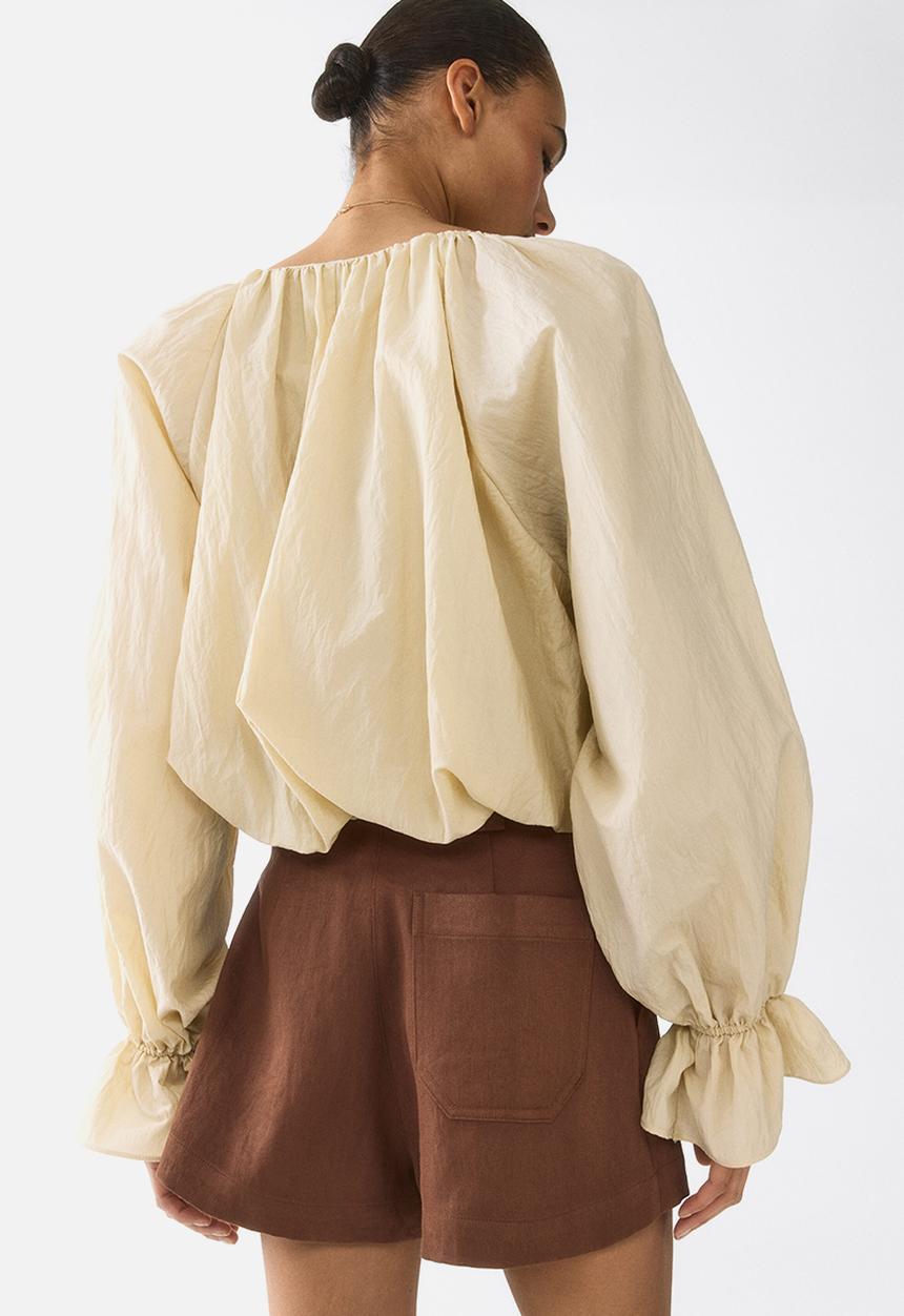 H&M - Belted tailored shorts - brown