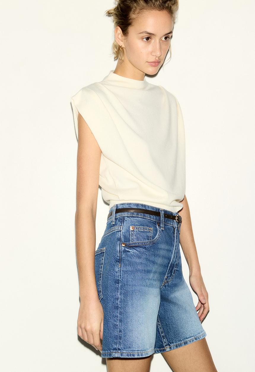H&M - High-waisted denim shorts - denim blue