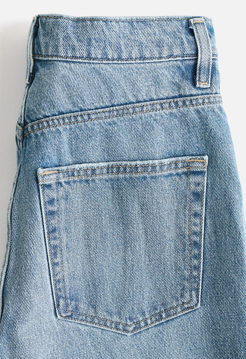 H&M - Barrel high waist ankle jeans - light denim blue