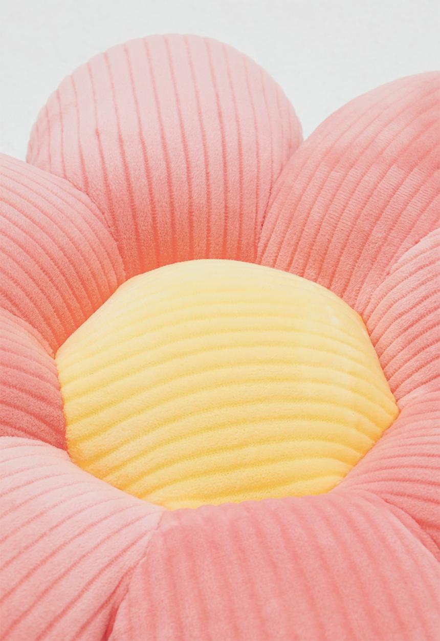 Pop Candy - Supersoft mochi minky daisy cushion - pink/yellow