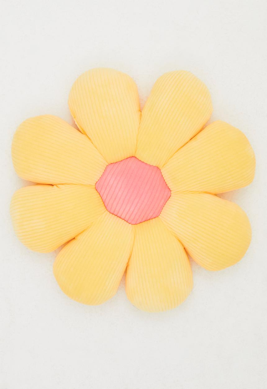 Pop Candy - Supersoft mochi minky daisy cushion - yellow/pink