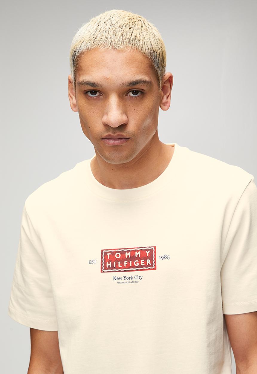 Tommy Hilfiger - Heritage Label T-shirt - Ivory Petal